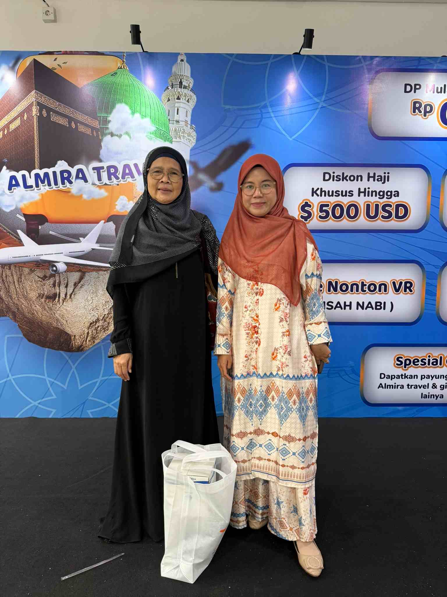 - Ilfa Travel Biaya Umroh 2026